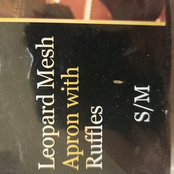 NWT Leopard Mesh Apron with Ruffles Small/Medim - Picture 3 of 6